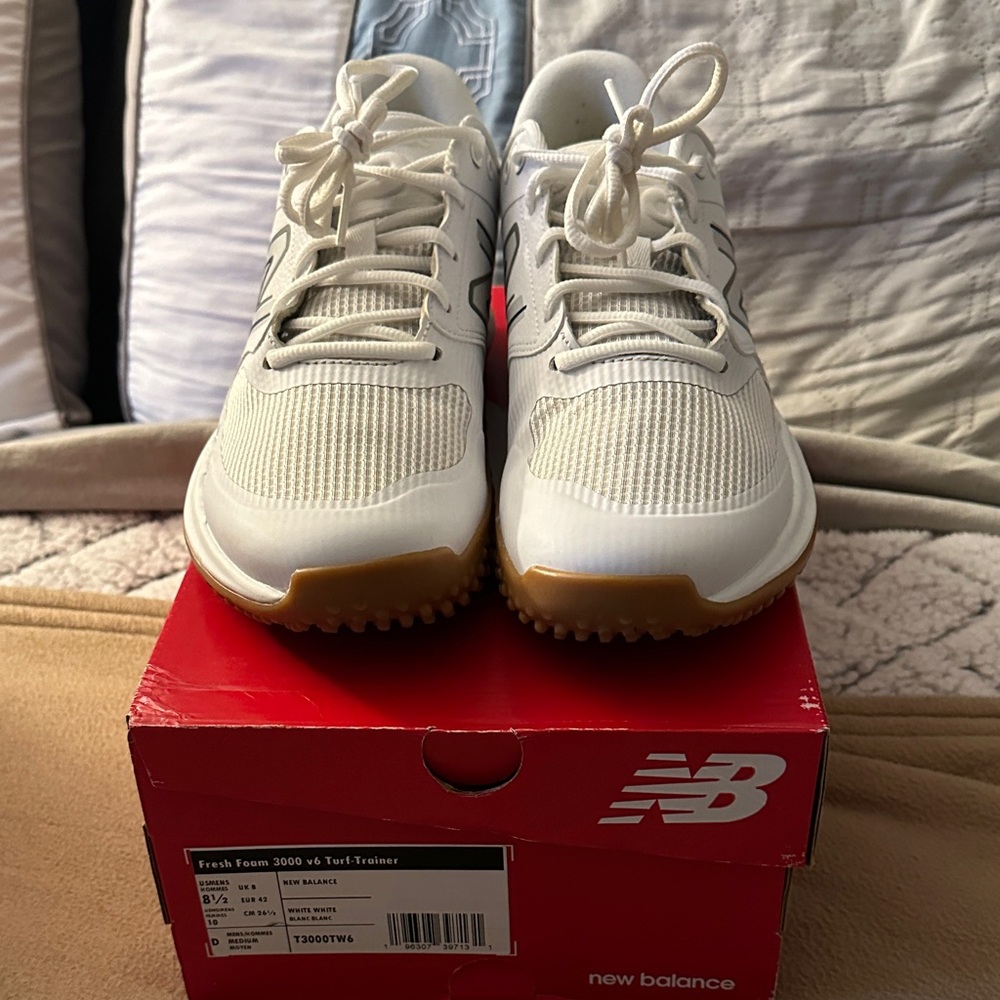 New Balance White/gray Sneakers